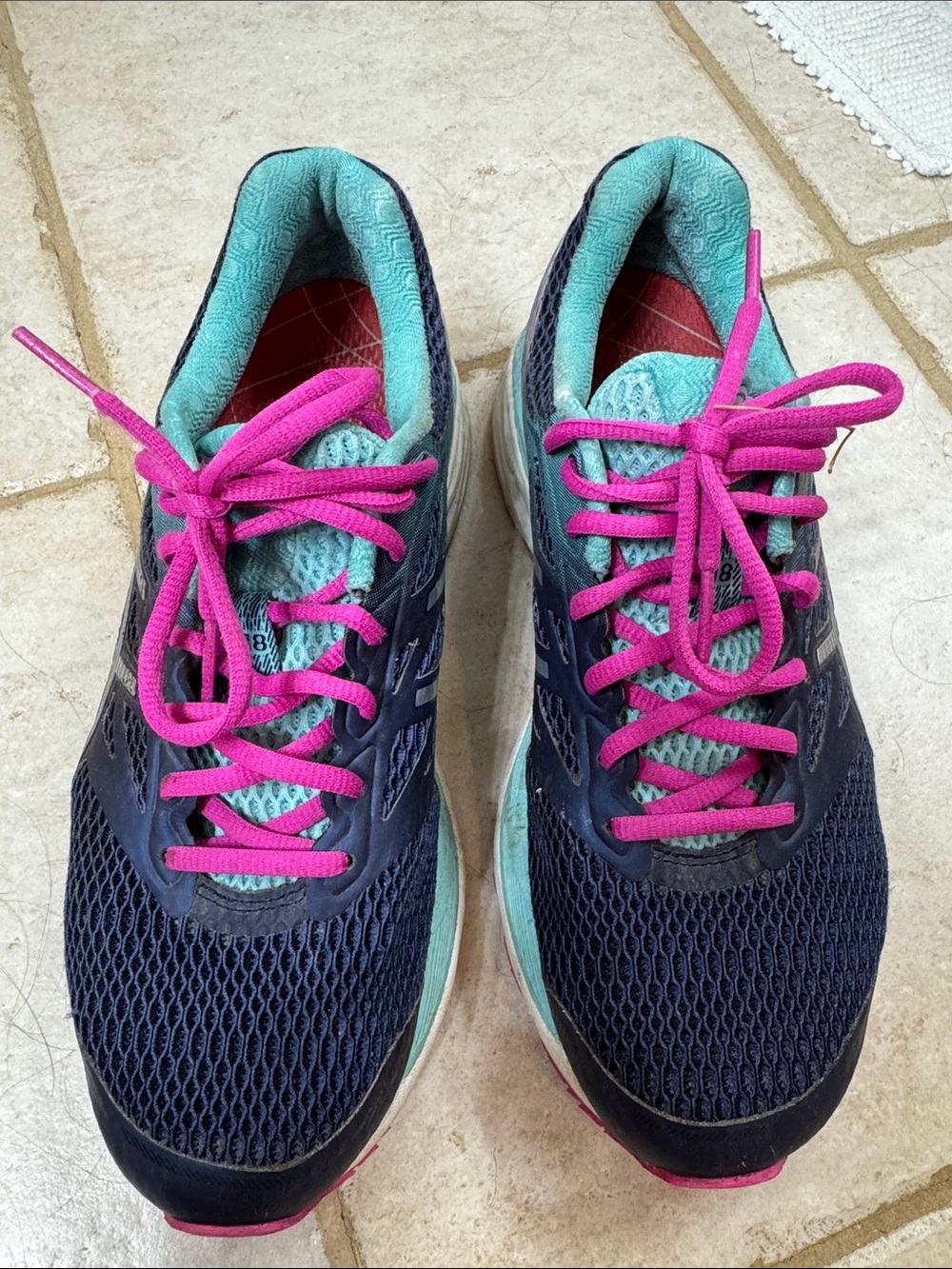 Asics Gel-Cumulus 18 Navy and Teal Women's Running Shoes with Pink Laces